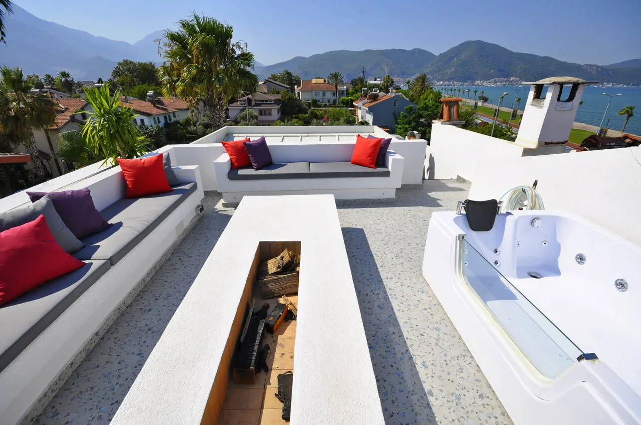 Roof terrace